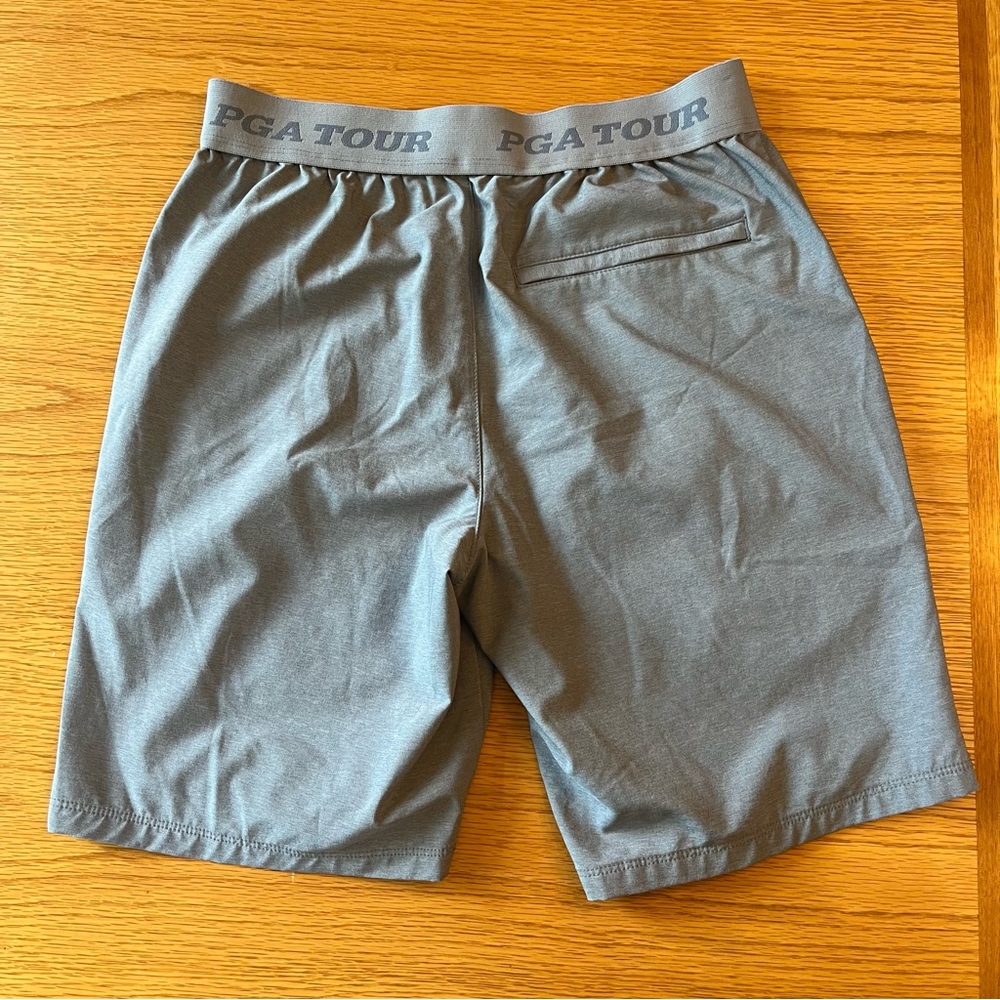 PGA Tour Golf Shorts 9” inseam Size Small - zippered back pocket elastic waist